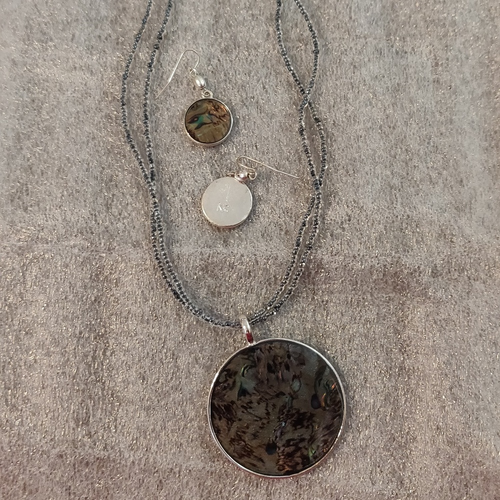 Pendant & Earring Set